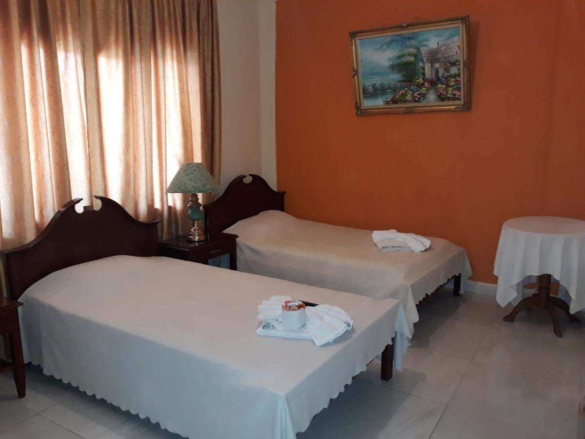 Hotel Viru Viru 1 圣克鲁斯 外观 照片