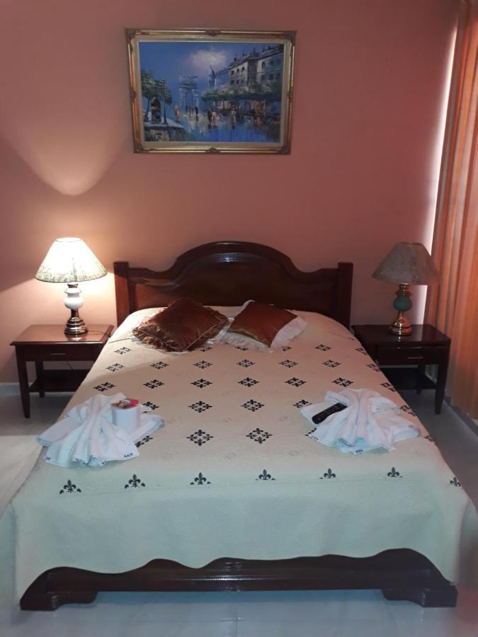 Hotel Viru Viru 1 圣克鲁斯 外观 照片